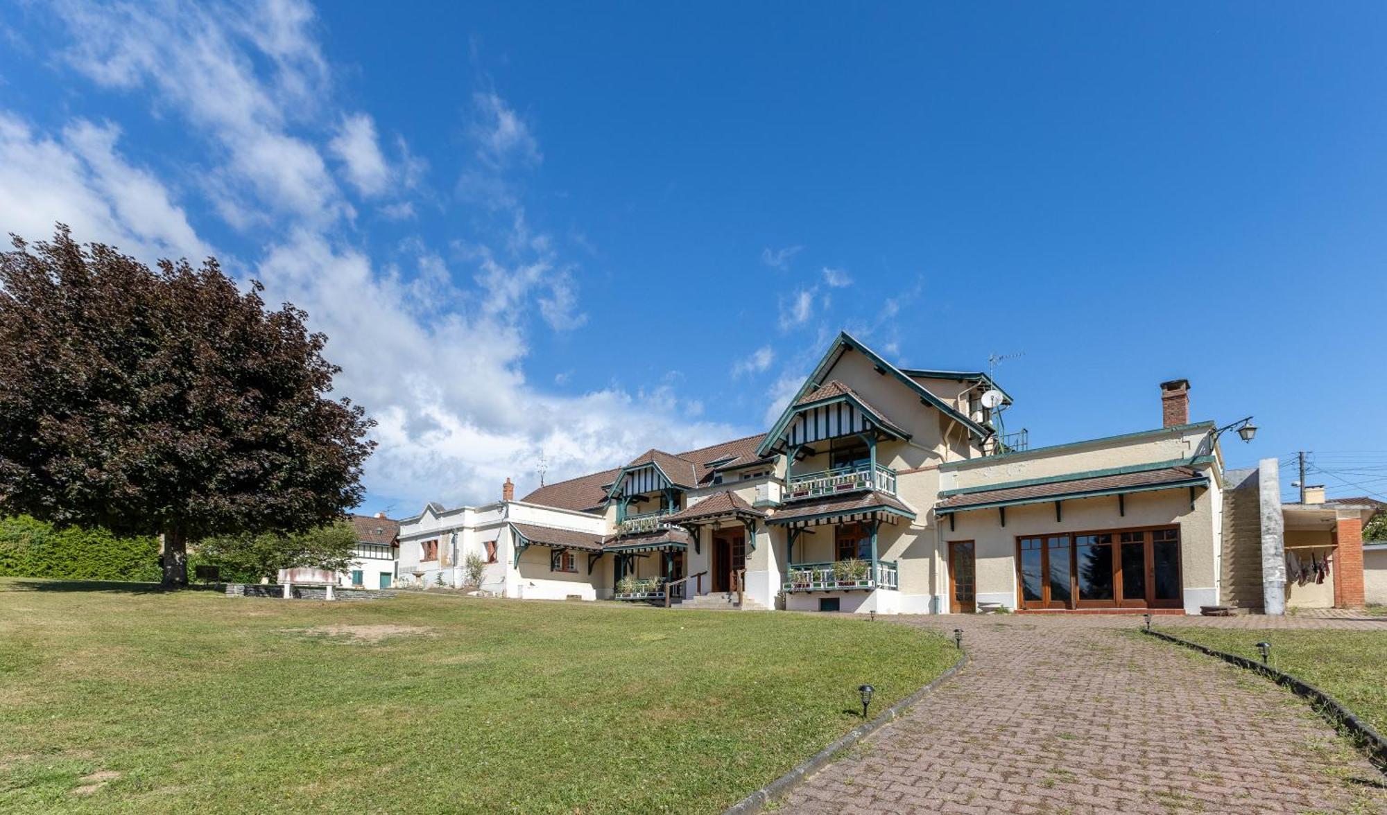 Ma Tranquillite Hotel Courpiere Kültér fotó