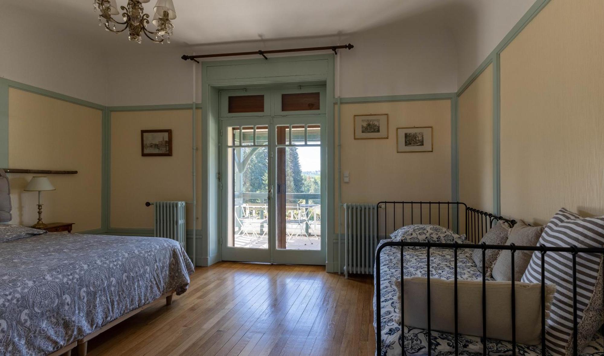 Ma Tranquillite Hotel Courpiere Kültér fotó